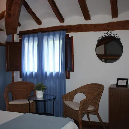 梅森德尔高卢酒店 2*