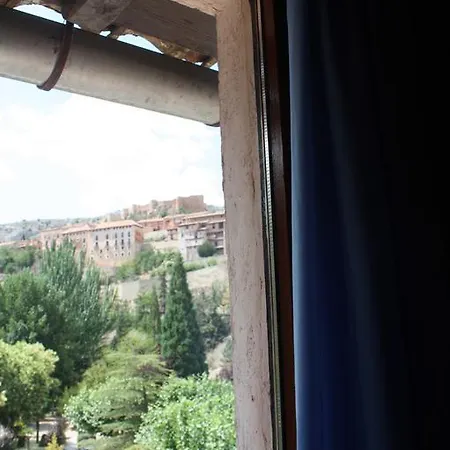 梅森德尔高卢酒店 酒店 2*