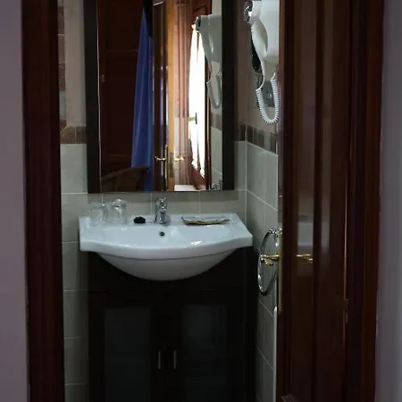 梅森德尔高卢酒店 酒店 阿尔巴拉辛